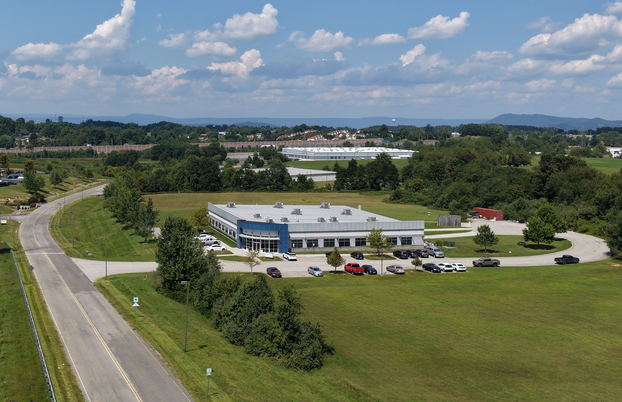 An aerial photo of Aeroprobe and MELD Manufacturing's building in Falling Branch Corporate Park